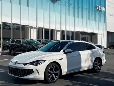 Volkswagen Lamando