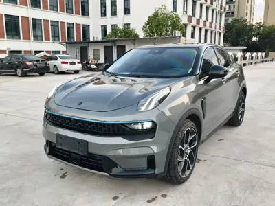 Lynk & Co 05