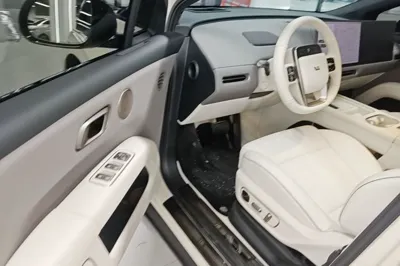 Li Auto Li Auto i6