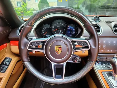 Porsche 718
