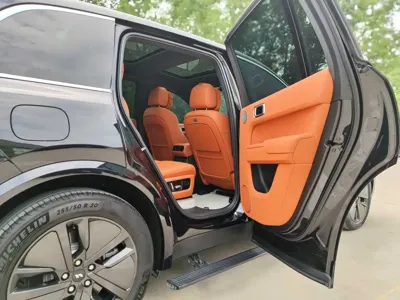 Li Auto Li L8