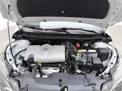 Toyota Yaris L