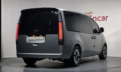 Hyundai Staria
