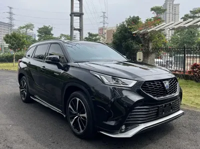 Toyota Crown Kluger