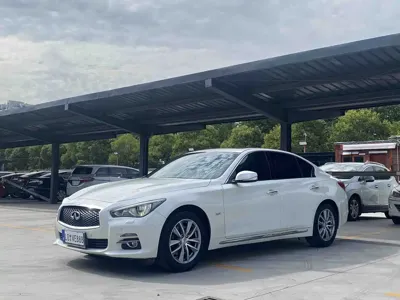 Infiniti Q50L