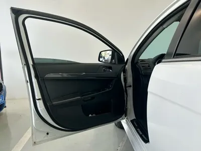 Mitsubishi Lancer EX