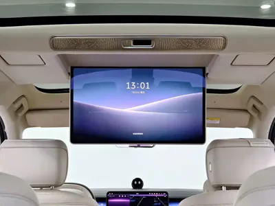 Nio ES8