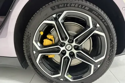 Xiaomi Auto SU7