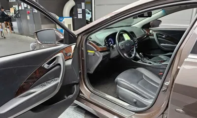 Hyundai Aslan