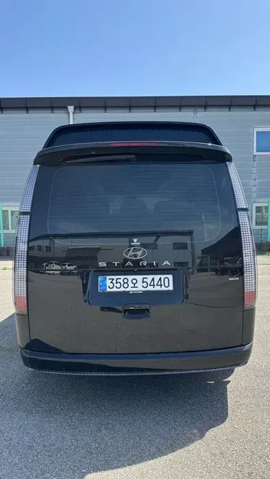 Hyundai Staria