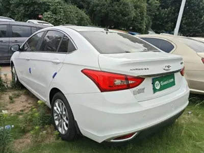 Chery Arrizo 5
