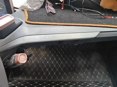 Baojun E200