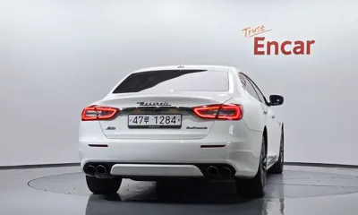 Maserati Quattroporte