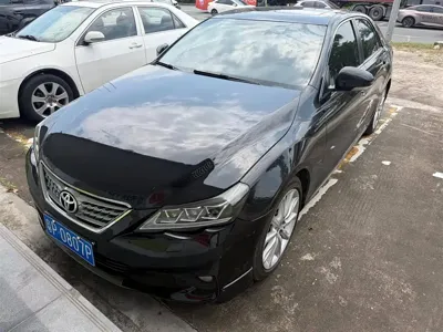 Toyota Reiz