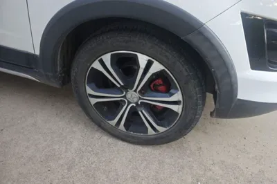 BAIC Senova X25