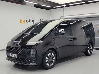 Hyundai Staria