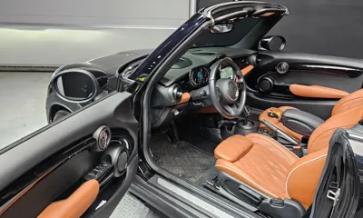 MINI Cooper Convertible