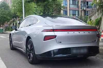 Xpeng P7