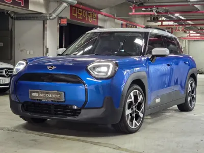 MINI Aceman