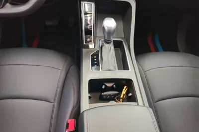 Roewe i5