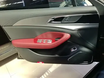 Hongqi Hongqi H5