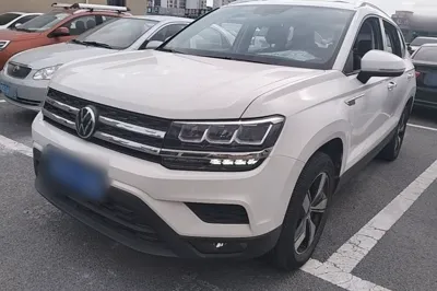 Volkswagen Tharu
