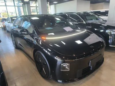 Li Auto i6