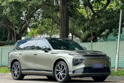 Xpeng G9