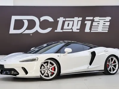 McLaren GT