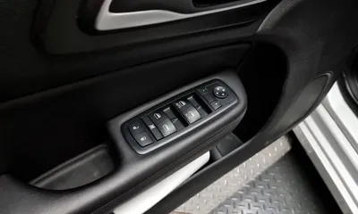 Chrysler 200