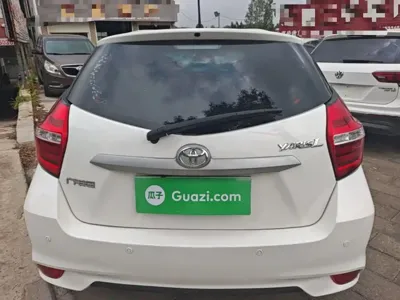 Toyota Yaris L
