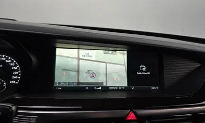 Genesis EQ900