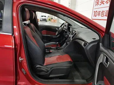 Chery Arrizo 5