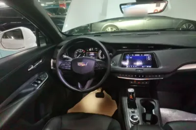 Cadillac XT4