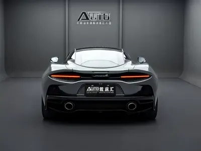 McLaren GT