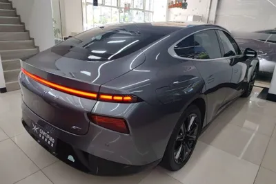 Xpeng P7