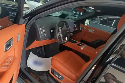 Li Auto L8
