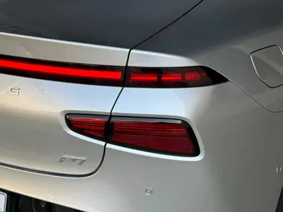 Xpeng P7