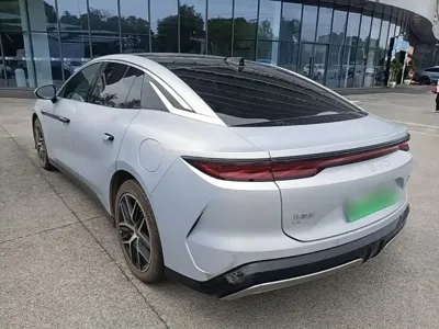 BYD 汉L