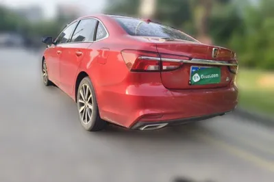 Roewe i6