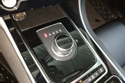 Jaguar XEL
