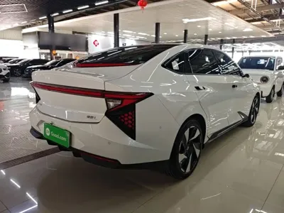 Lingxi Lingxi L
