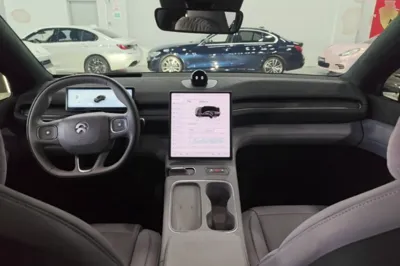 Nio EC6