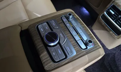 Kia K9