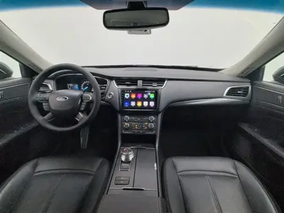 Ford Taurus