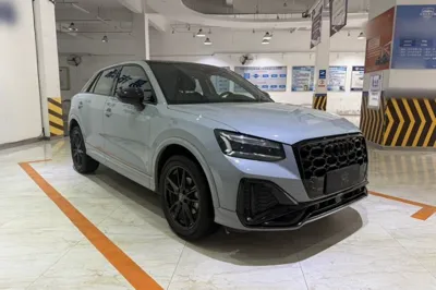 Audi Q2L
