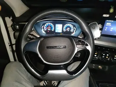BAIC X3