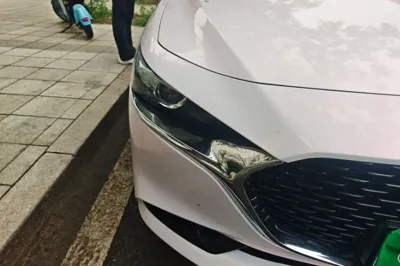 Mazda Mazda 3 Axela