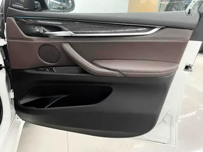 BMW X5 (Import)