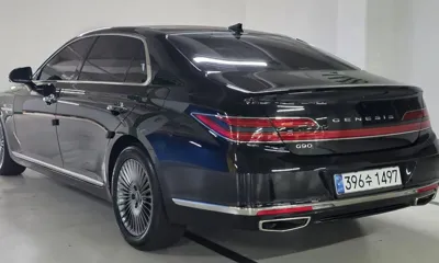 Genesis G90